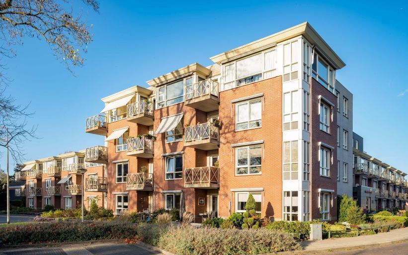 private-rentals for rent on Julianastraat 61