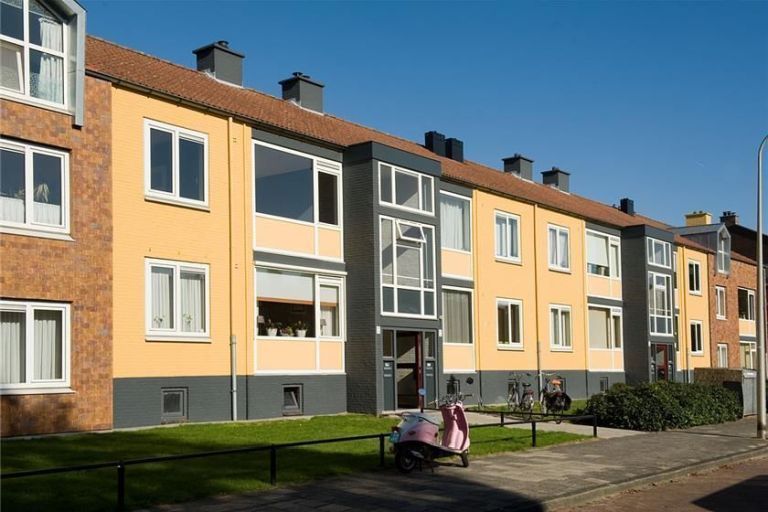 S.L. Louwesstraat 123 Enschede